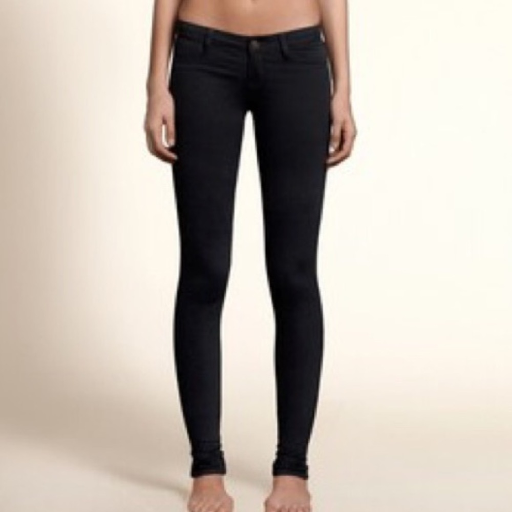 Hollister black low-rise super skinny jeans